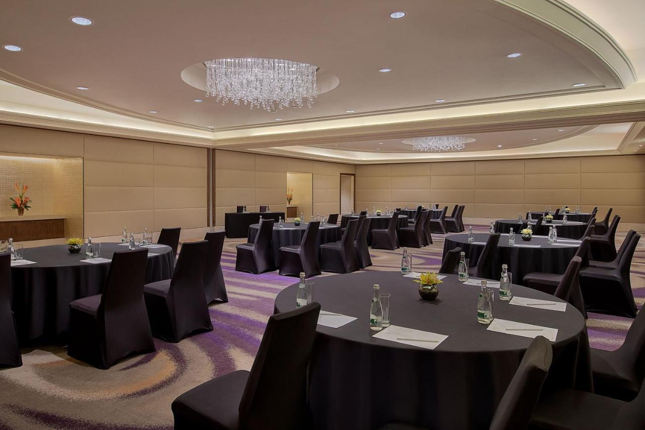 Vogo Abu Dhabi Golf Resort & Spa Formerly The Westin Abu Dhabi Golf Resort & Spa Εξωτερικό φωτογραφία The ballroom
