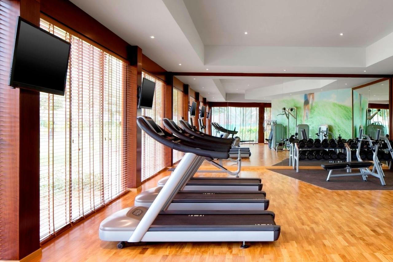 Vogo Abu Dhabi Golf Resort & Spa Formerly The Westin Abu Dhabi Golf Resort & Spa Εξωτερικό φωτογραφία The gym at the hotel